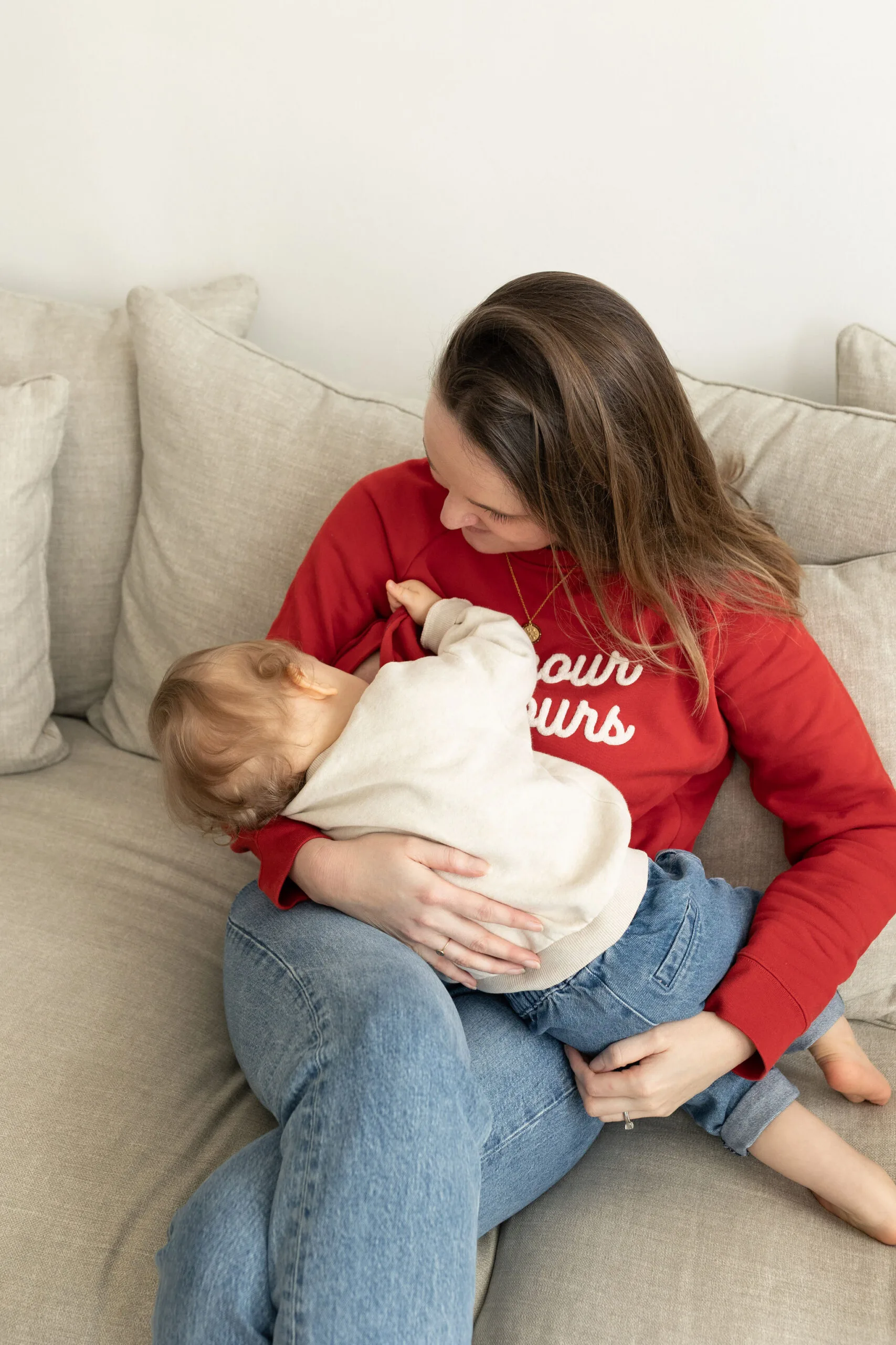 sweat d'allaitement red love atelier belette amour toujours