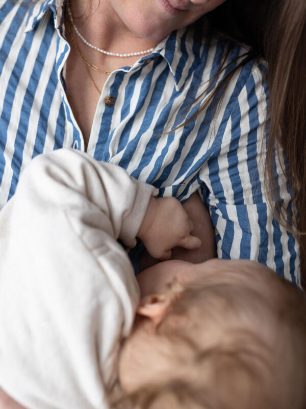 chemise d'allaitement rayée bleue atelier belette ocean drive